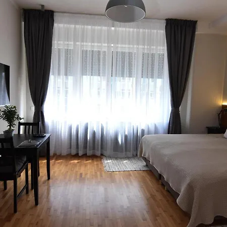 Karlo Main Square Apartments Zagreb Exterior photo