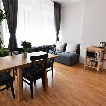 Karlo Main Square Apartments Zagreb Exterior photo